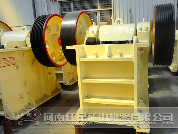 鐵礦石顎式破碎機(jī) 鐵礦石顎式破碎機(jī)