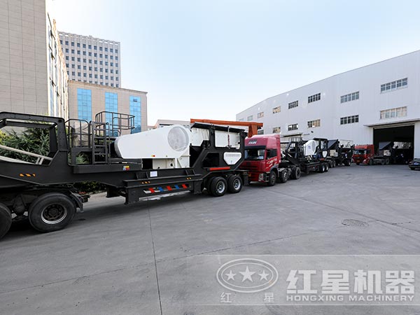 移動(dòng)破碎設(shè)備廠家發(fā)貨 移動(dòng)破碎設(shè)備廠家發(fā)貨