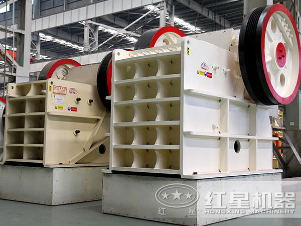 鄂式破碎機 鄂式破碎機