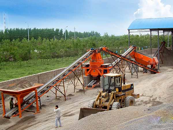 時產300噸機制砂機器生產現場 時產300噸機制砂機器生產現場
