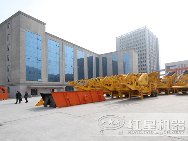 移動(dòng)破碎設(shè)備廠區(qū) 移動(dòng)破碎設(shè)備廠區(qū)