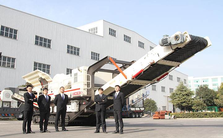 履帶式移動(dòng)破碎機(jī) 履帶式移動(dòng)破碎機(jī)